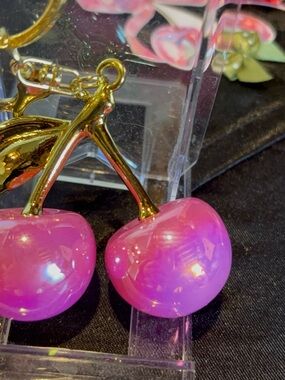Gold-Tone Pink Cherry Drop bag charm brand new Women Jewelry